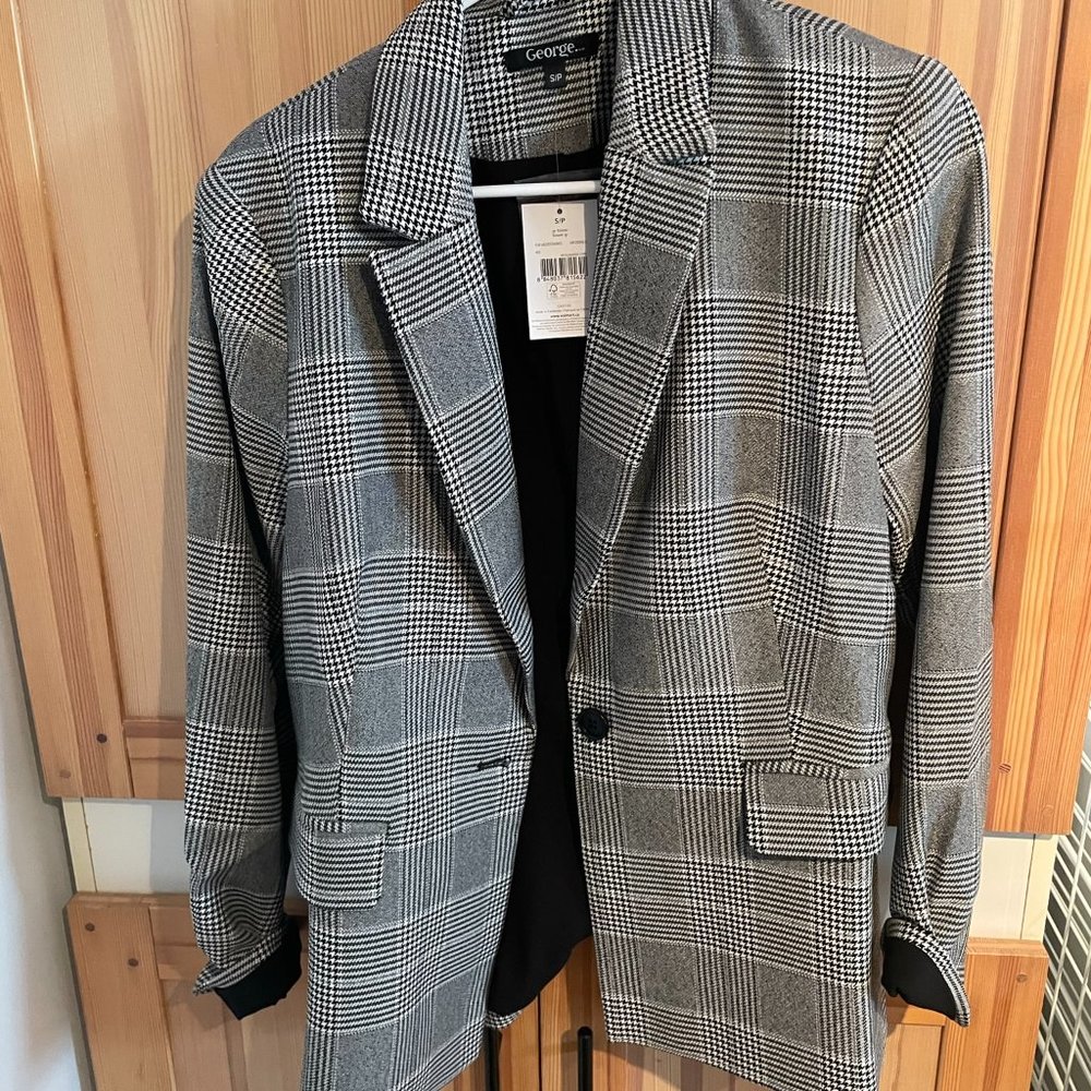 BRAND NEW Blazer